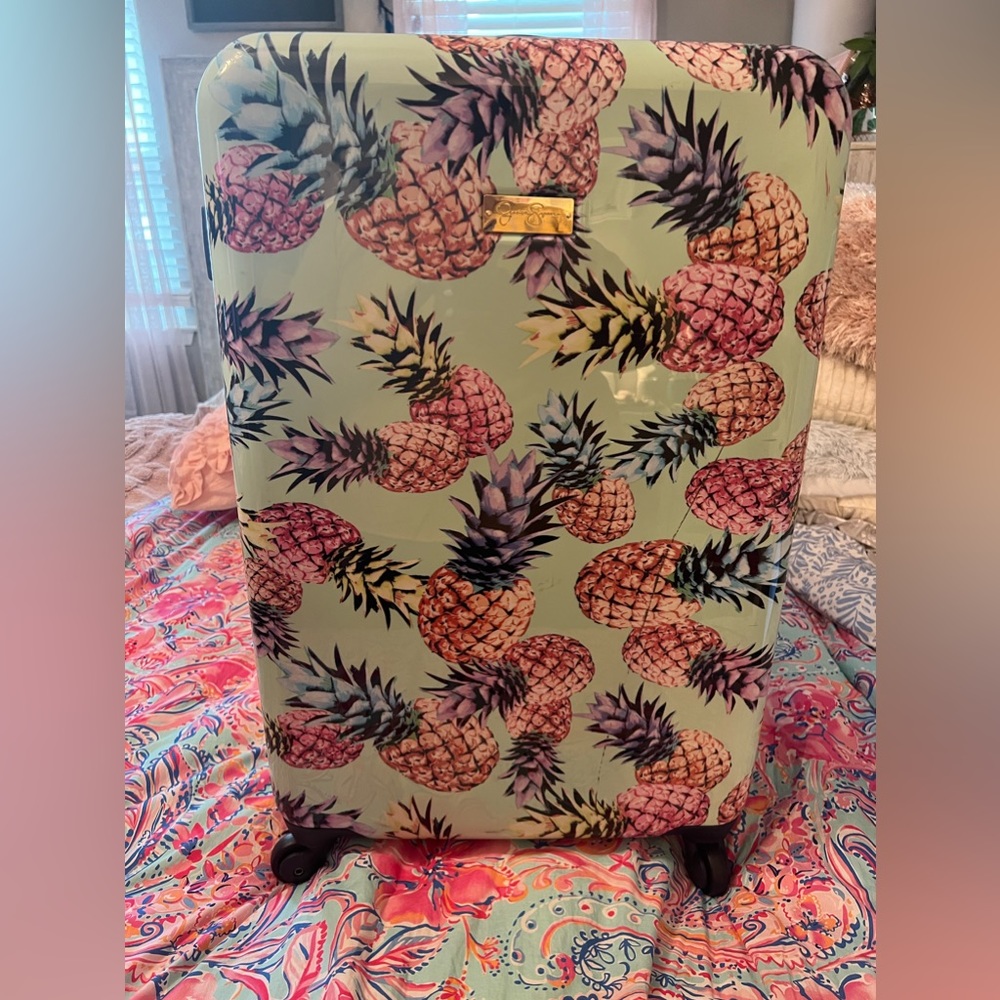 Jessica Simpson pineapple suitcase